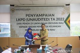 Meranti kembali jadi yang pertama serahkan LKPD ke BPK