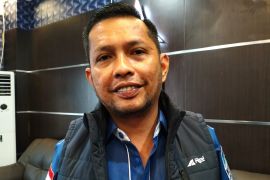 Azwendi minta kontraktor tidak lalai perbaiki jalan di Pekanbaru