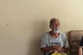 Seorang kakek 65 tahun ditemukan di Praya Lombok Tengah bawa uang Rp43 juta