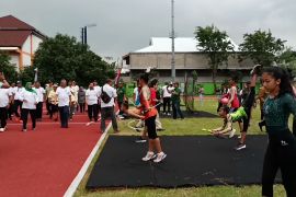 Luncurkan Lapangan Jatim Seger, ini harapan Khofifah
