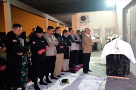 Menko PMK pimpin shalat jenazah di Turki