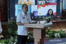 Pemprov Kaltim ajak masyarakat  lestarikan bahasa daerah