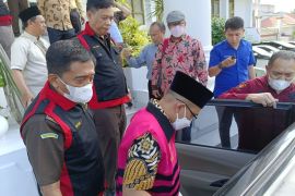 Kejati tahan tersangka korupsi pengelolaan aset PDAM