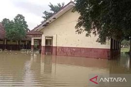 Puluhan sekolah di Kabupaten Bekasi terendam banjir