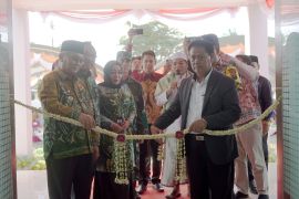 Kepala Perpustakaan Nasional RI resmikan gedung layanan perpustakaan HSS