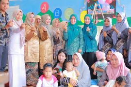 Ketua Tim Penggerak PKK Pesisir Selatan imbau masyarakat ikuti Crash Program Polio