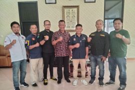 Bupati Rusma Yul Anwar apresiasi rencana program kerja Karang Taruna Pessel
