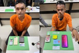 Pecatan polisi di Pekanbaru tertangkap jadi pengedar sabu