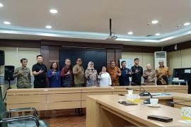 PT Timah Serahkan Keberhasilan Rehabilitasi DAS ke Kementerian Lingkungan Hidup dan Kehutanan