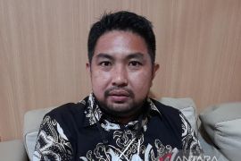 DPRD desak Pemprov Kalsel bersama Pemda setempat segera tangani flu burung