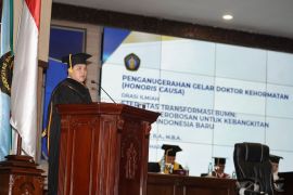 Erick Thohir membawa "gajah" BUMN menari hadapi persaingan global