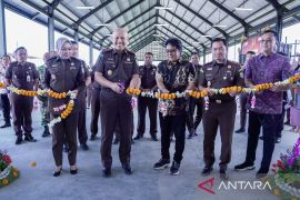 Pemkab Badung hibahkan gedung ke Kejati Bali simpan aset rampasan