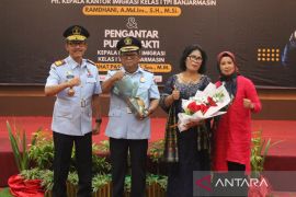 Kakanwil Kemenkumham Kalsel lepas Sahat Pasaribu masuki masa purnabakti