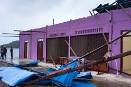 Dua rumah rusak berat di Kabupaten Anambas akibat cuaca ekstrem