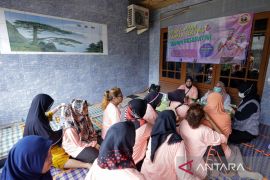 Mak Ganjar Banten Gandeng Nakes Gelar Penyuluhan Kanker Serviks