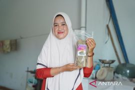 Kemplang Ikan Bielika Kurau Bangka Tengah terkenal gurih dan nikmat