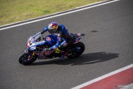 Tim balap Yamaha Toprak dan Locatelli amankan posisi teratas Superpole WSBK Mandalika