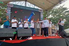 Semen Baturaja gelar jalan  sehat BUMN