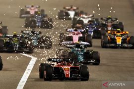 Kimi Antonelli diganjar penalti tiga grid setelah tabrak Verstappen