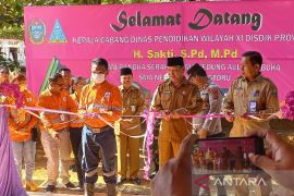 Aula terbuka SMAN 1 Batang Toru sumbangan PT Agincourt Resources diresmikan