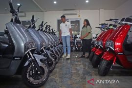 Menperin: Bantuan kendaraan listrik diberikan melalui produsen