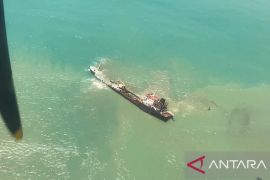 KKP datangkan tim untuk tangani pencemaran aspal mentah di Nias