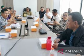 Pansus I DPRD Kalsel konsultasikan RTRWP  dengan Kementerian LHK