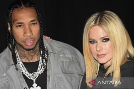 Putus dari Mod Sun, Avril Lavigne mesra dengan Tyga