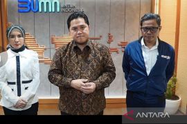 Diirektur Penunjang Bisnis Pertamina dicopot buntut kebakaran depo Plumpang