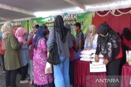 Pemprov Jatim gelar pasar pangan murah di Madiun