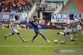 Persib ditaklukkan Persik Kediri 0-2