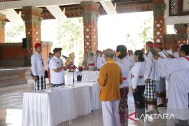 Bupati Tabanan minta PNS perlu kreatif di era digital