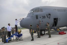 Presiden tinjau pesawat baru TNI AU C-130J-30 Super Hercules A-1339