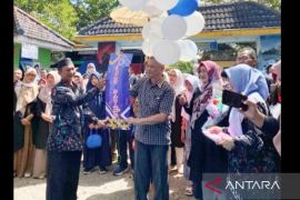 SMPN 1 Toboali sambut SMPN 1 Pangkalpinang dengan pantun dan tarian
