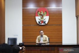 KPK sita uang tunai senilai Rp5,6 miliar dari mantan Bupati Sidoarjo