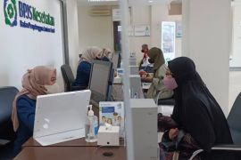 Pertahankan UHC 99,23 persen, Pemkot Semarang raih sebagai penerima UHC Awards