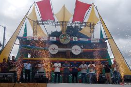 Pemprov Riau luncurkan GBBI dan GBWI, awal  kebangkitan UMKM