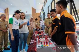 Konsorsium pengusaha ambil bagian untuk kemajuan sekolah vokasi Jateng