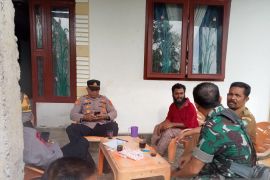 Warga Abdya amankan seorang imigran rohingya tertidur di masjid