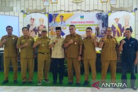 Agar bantuan penanggulangan tepat, Solok Selatan mendata masyarakat miskin ekstrem lebih rinci