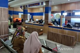 24 calon haji asal Kaur Bengkulu perpanjang paspor