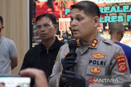 Anak penyanyi dangdut Lilis Karlina ditangkap