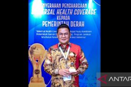 Bangka Selatan terima penghargaan UHC Awards dari Wakil Presiden RI