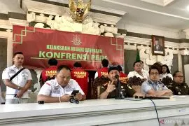 Kasus kepemilikan KTP WNA di Bali, Kejaksaan tetapkan lima tersangka