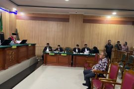 Wali Kota Ternate beri kesaksian pada sidang  kasus korupsi Haornas