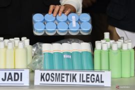 Kemarin, kosmetik ilegal disita dan beasiswa dokter spesialis