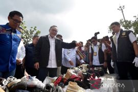 Hentikan penjualan, Pemko Pekanbaru bakal datangi pedagang baju bekas