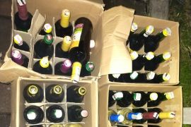 Satpol PP Jakbar tangkap empat WTS  dalam operasi pekat