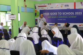 HCML Edukasi siswa di Sumenep untuk jaga lingkungan sehat
