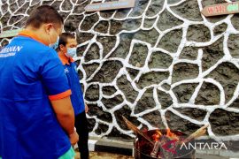 Kriminal Kaltim kemarin, Pemusnahan 1 kg sabu hingga penangkapan perampok mengaku polisi